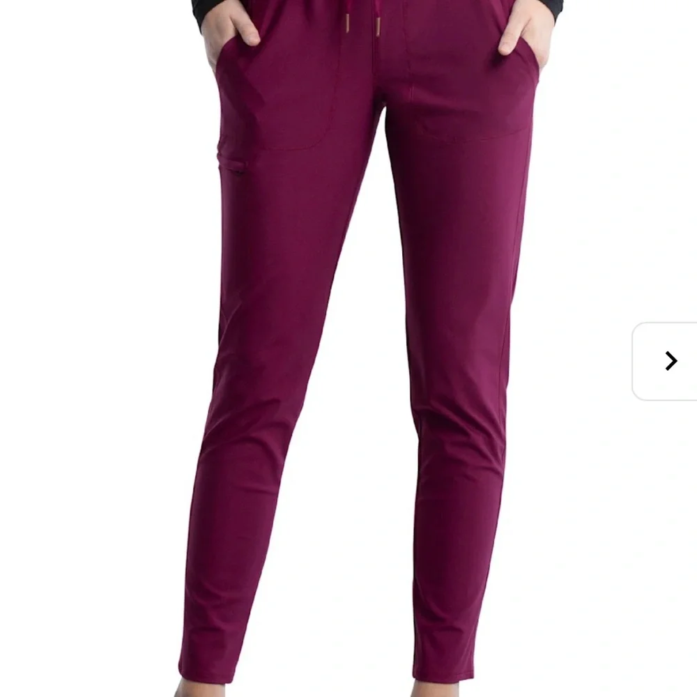 Cherokee Form Scrubs Orange Terracotta Set - Picture 2 of 3